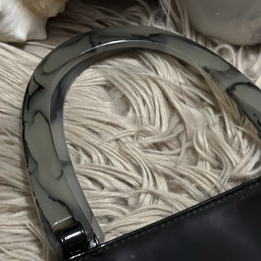 Vintage Neiman Marcus Black Patent Bag-Blk/Gray Swirled Lucite Handles-EUC - Picture 3 of 17